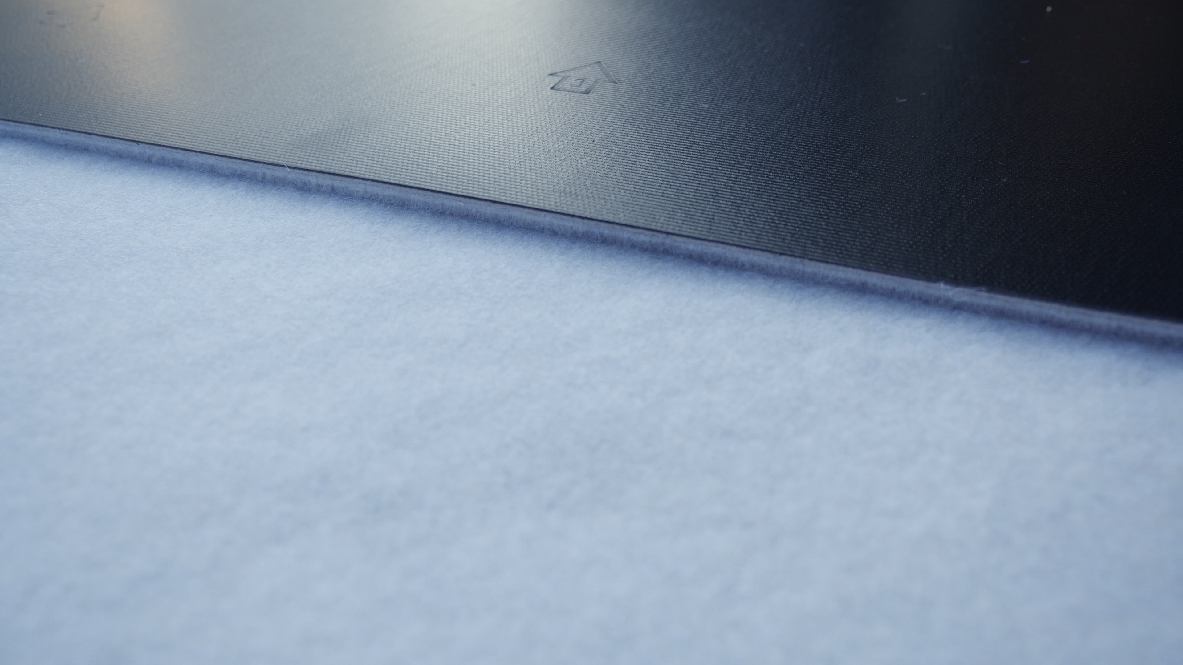  high-traffic-carpet-tiles product-details White-Super-Tufted-Needle-Punched-1m-x-1m-Exhibition-Carpet-Tiles-model-xct-1970P1002020