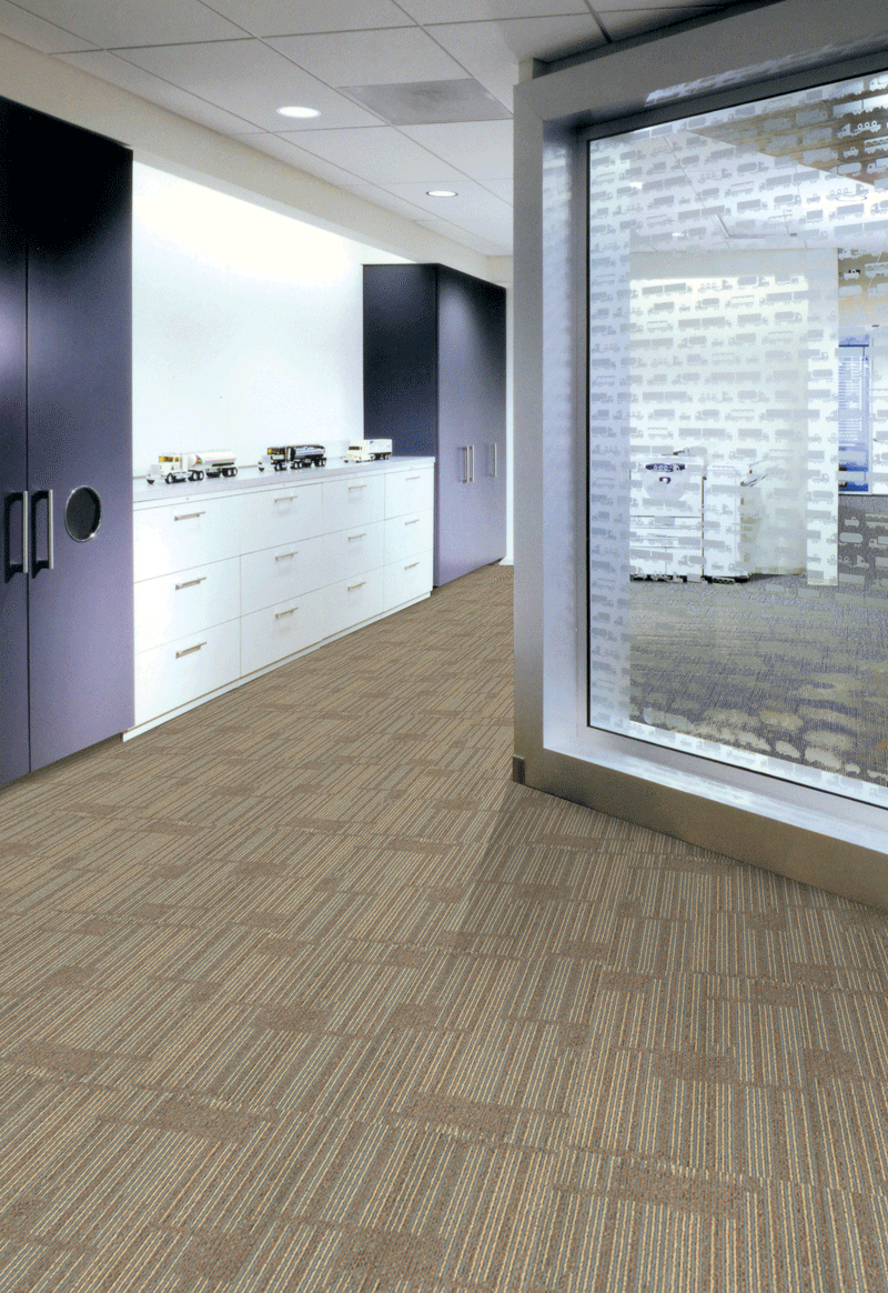  carpet-tiles product-details niagara-colour-04-brown-grey-beige-highlights-indent-pattern-model:cpt-298carpet-tiles-roomsetting-niagara04-carpet-tiles