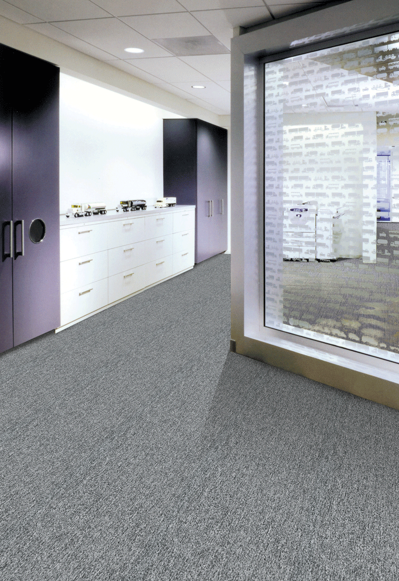  carpet-tiles product-details petal-18-light-grey-model:cpt-341carpet-tiles-roomsetting-petal-18-carpet-tiles-jpg